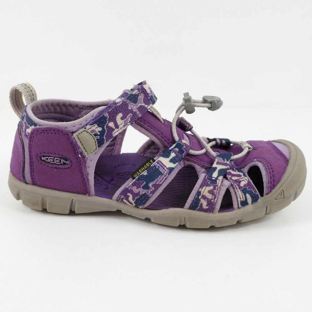 Keen Big Kids' Size 2 Sandals Purple Camo Seacamp II CNX Hybrid Water Tillandsia